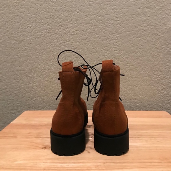 Women’s suede ankle boots - Picture 4 of 5